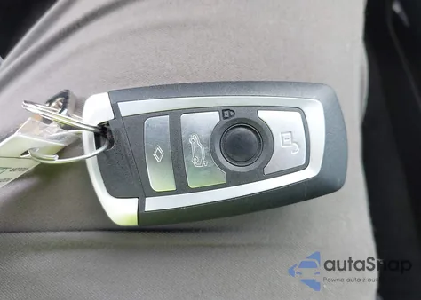 2012 BMW 750 Li из США, поврежденный, VIN WBAKB8C55CC963940